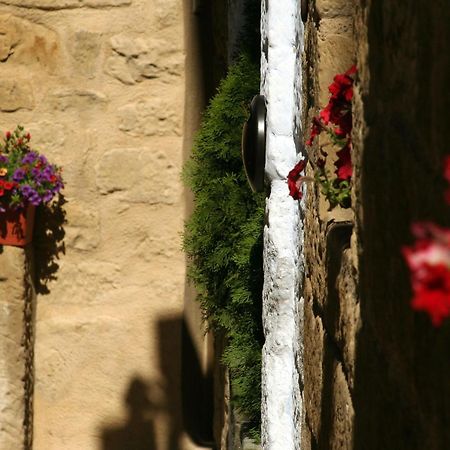 Posada De Uncastillo Ngoại thất bức ảnh
